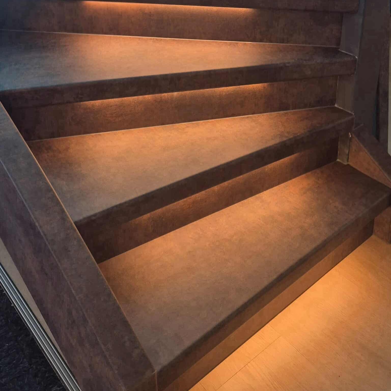 budget laminaat leather